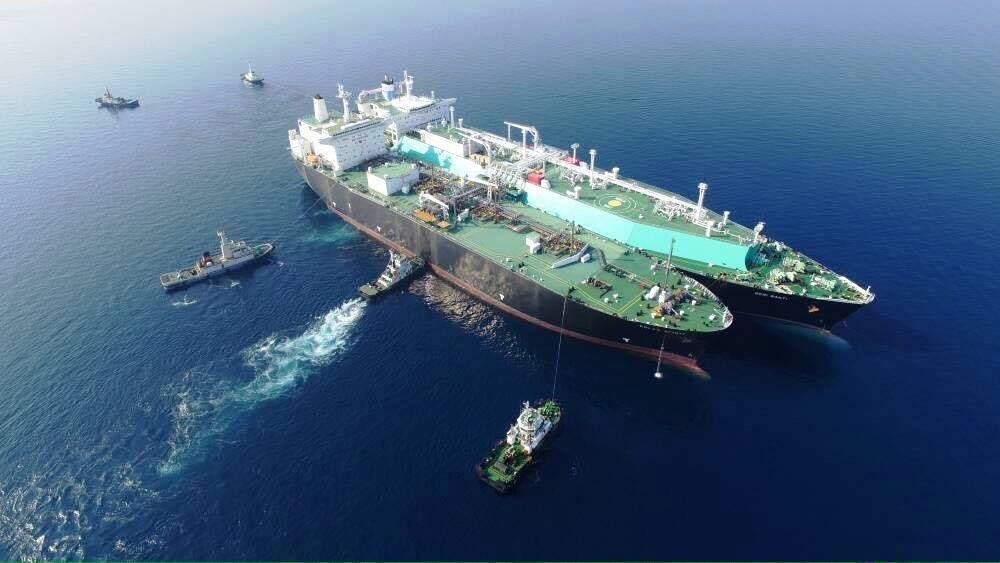 STS operation - Subic Bay2