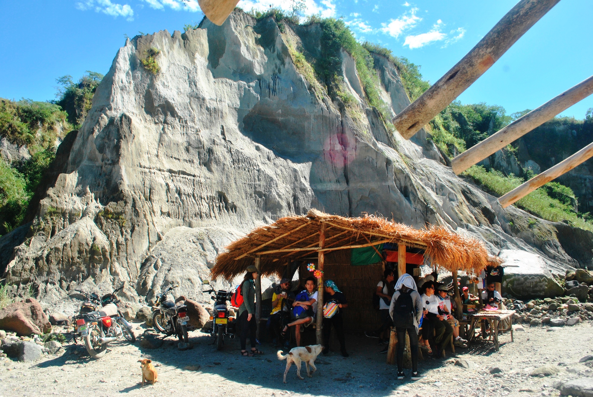 1158 - zambales-tarlac trails junction