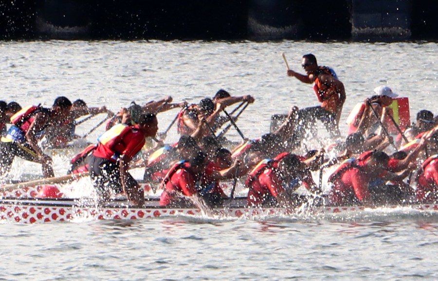 07dec - 3 - boat race