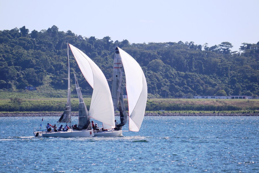 09dec - 6 - sailing