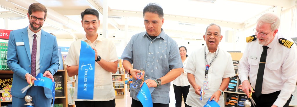 Aliño, Ebdane grace opening of floating library in&nbsp;Subic