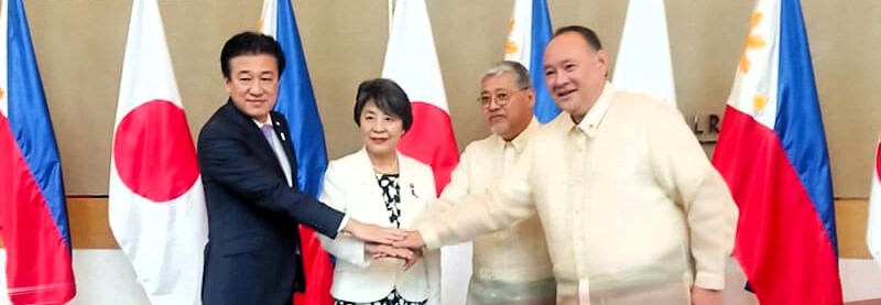 PH Japan seal defense pact in&nbsp;Malacañang