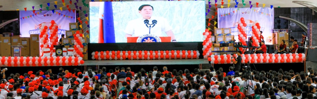 #Serbisyong Abot Kamay: Zambaleños avail of services in the Nationwide Distribution of Comprehensive Government&nbsp;Service