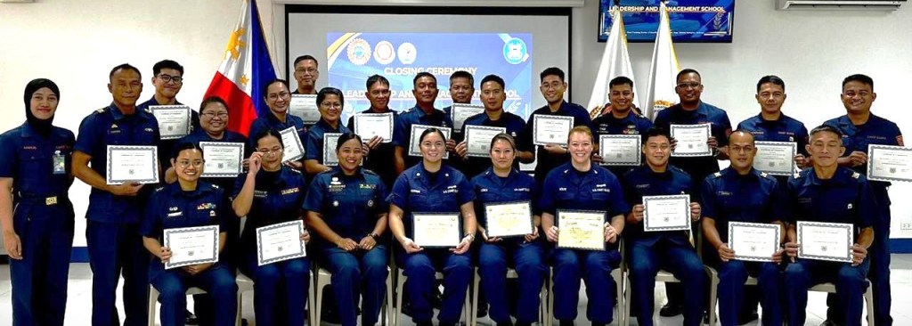 U.S. brings Coast Guard leadership course to SEA, trains&nbsp;PCG