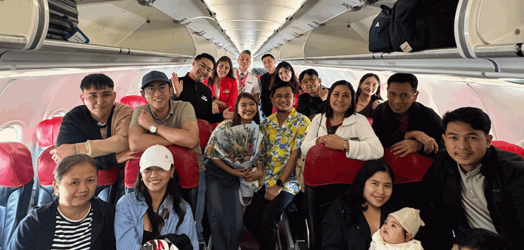 Sky-high wedding proposal aboard AirAsia Philippines flight to Bohol 