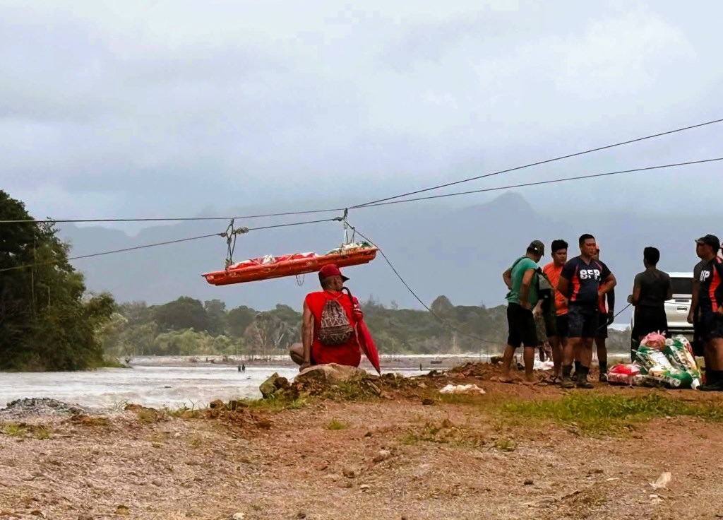 Resupply of flood-isolated Zambales village underway; 7,044 evacuees provincewide going home