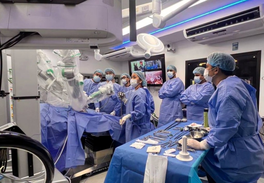 PHL surgeons make history with 1,380-km remote robotic&nbsp;surgery