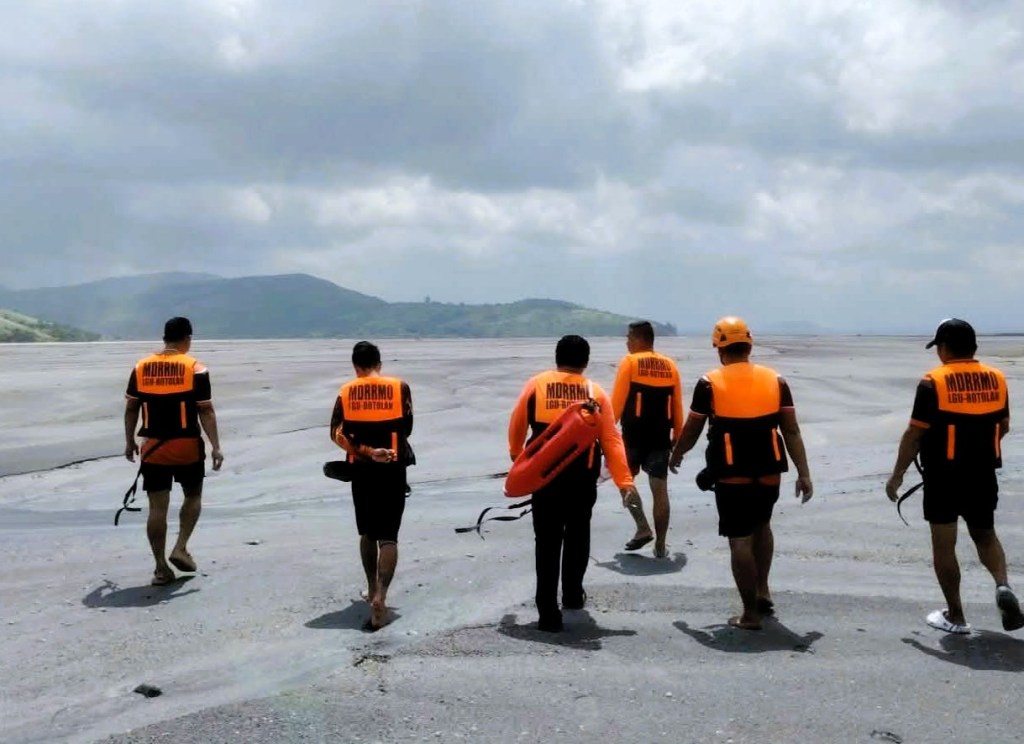 Zambales storm deaths now 14 as 7-year-old drowning victim&nbsp;found