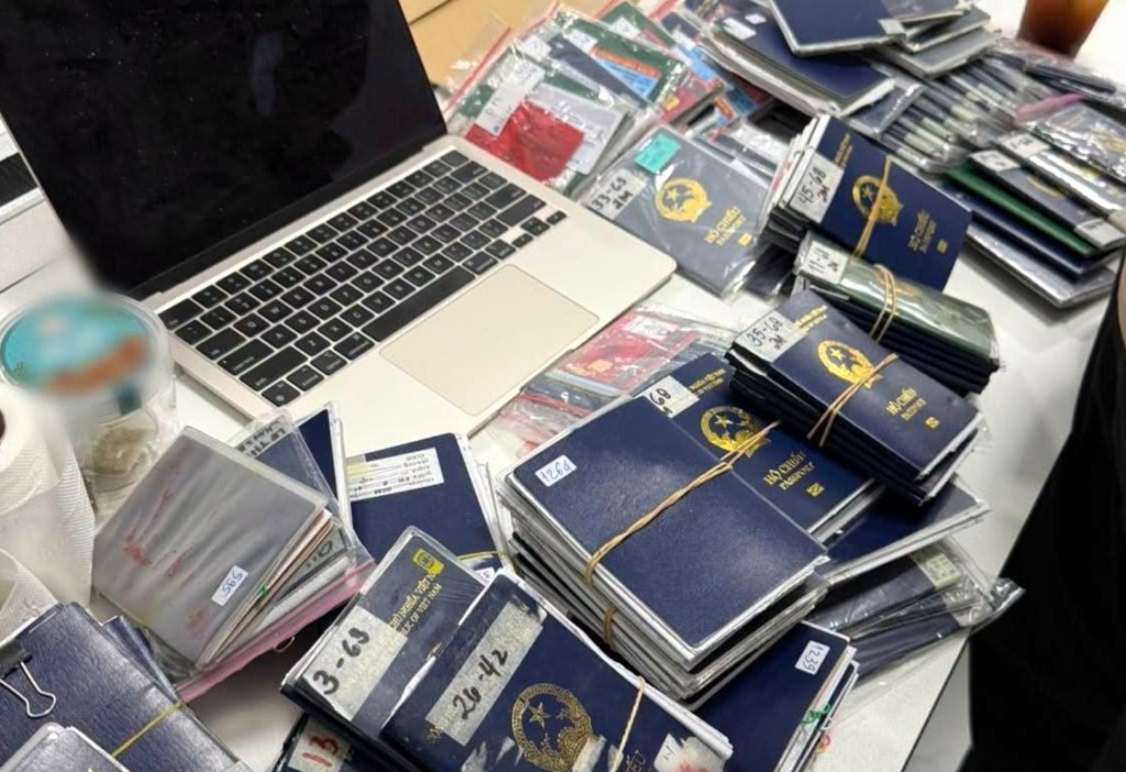 NBI raids Subic ‘scam hub’, secures more than 200 Vietnamese&nbsp;workers